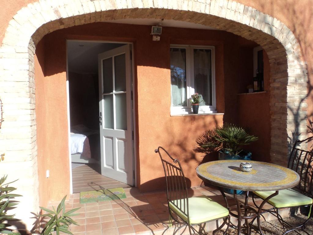 Les Jardins De L'Ermitage Bed & Breakfast Les Salles-sur-Verdon Exterior photo